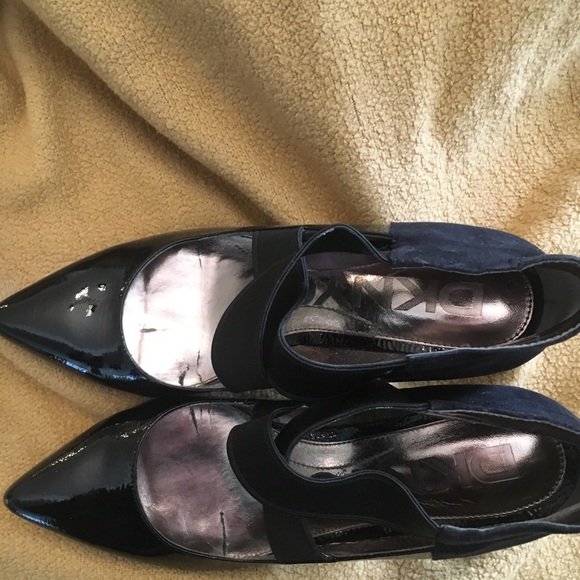 DKNYC black patent/suede pumps - Picture 4 of 6